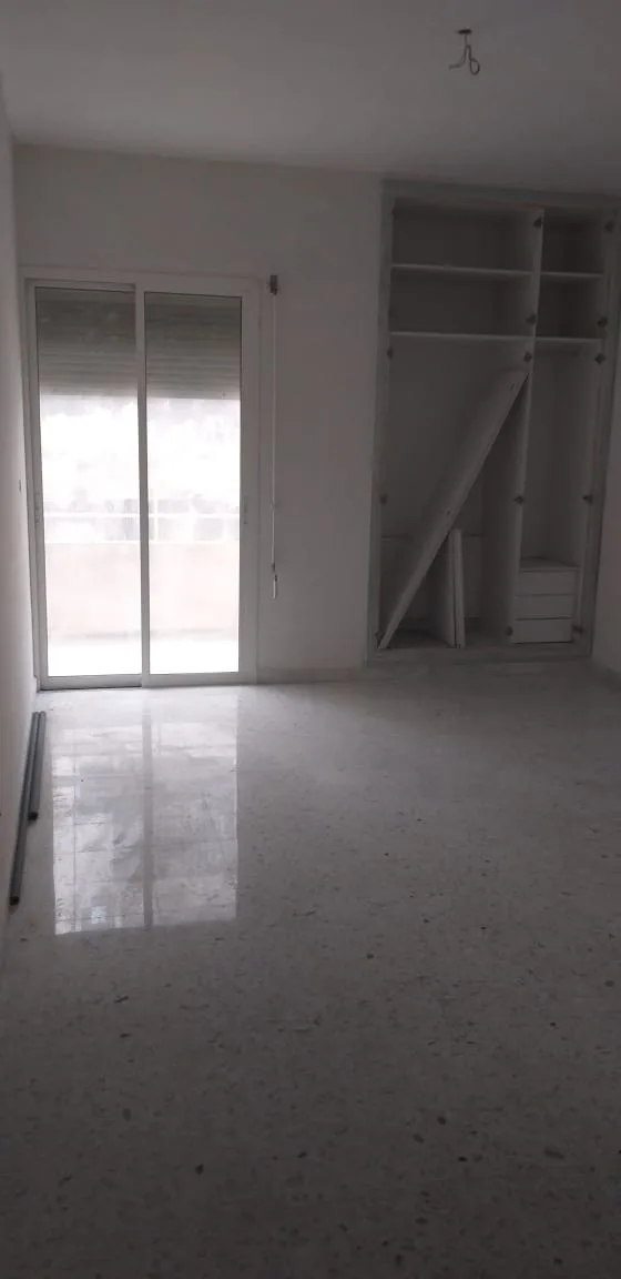 Apartment for Sale in Zouk Mikael, Lebanon — الصورة 4
