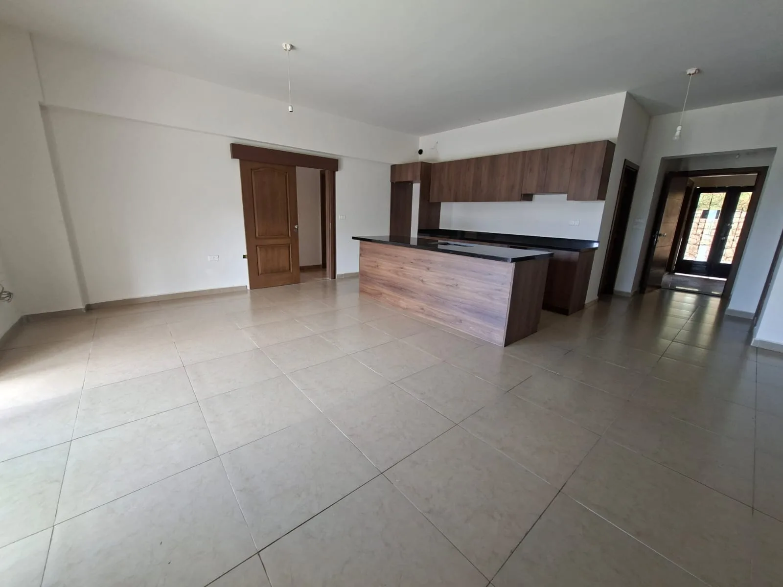 Apartment for Sale in Nahr Ibrahim — الصورة 5