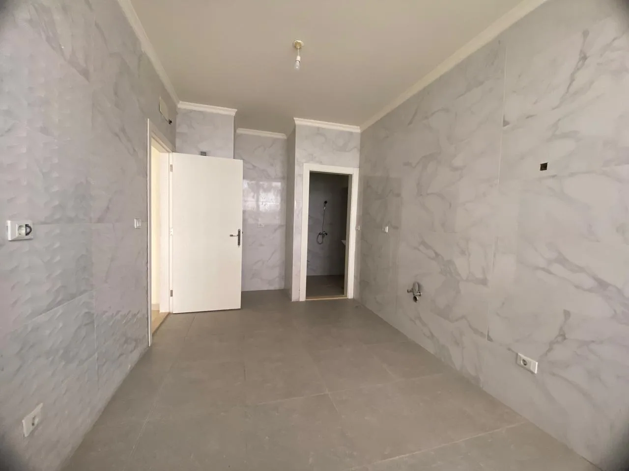 Apartment for sale in Achrafieh, Beirut, Lebanon — الصورة 3