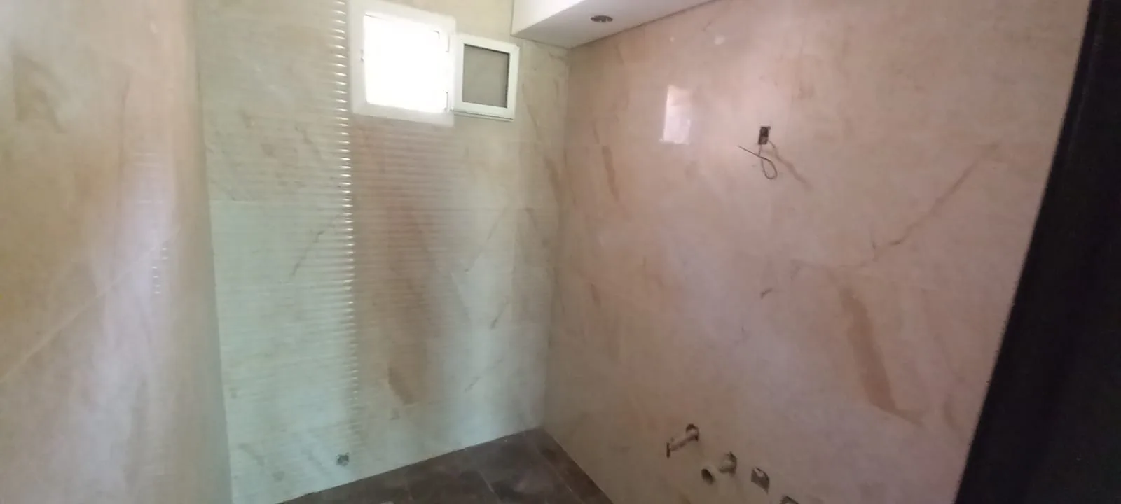 Apartment for Sale in Chnaneir, Lebanon — الصورة 4