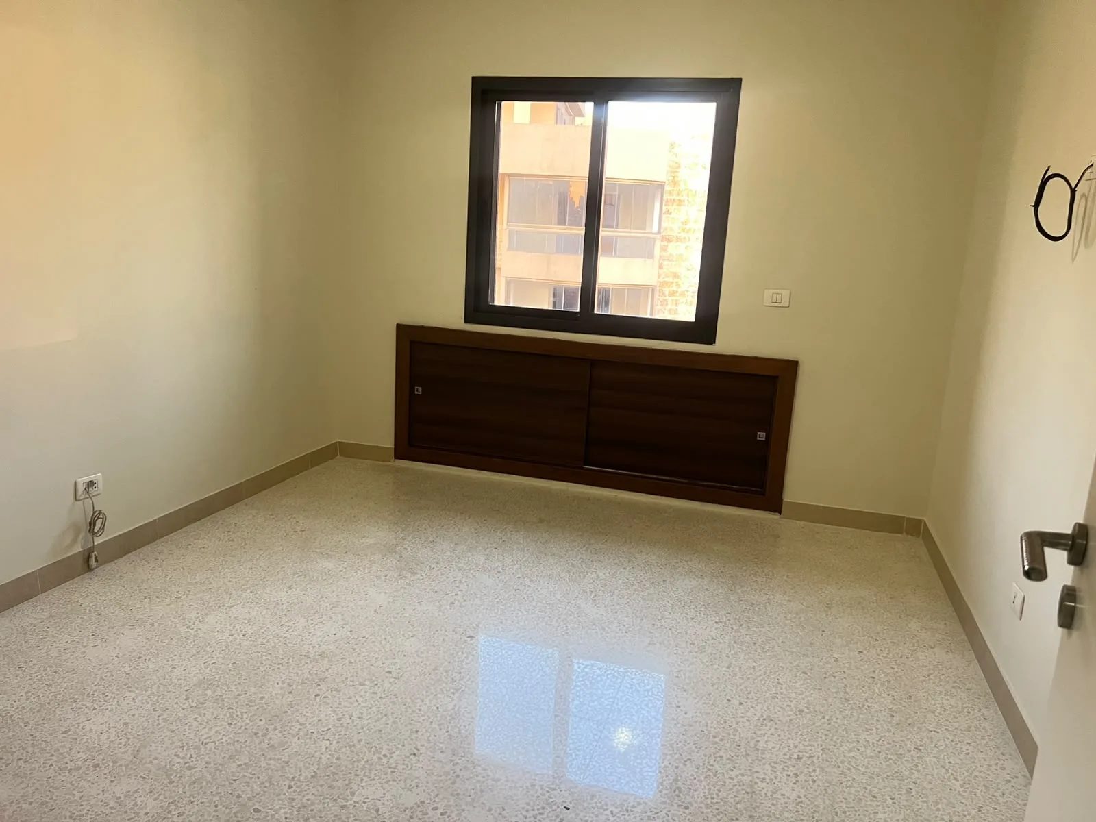 Apartment for Rent in Sin El Fil — الصورة 10