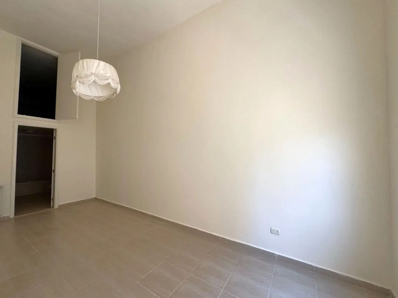 Apartment for Sale in Beit Meri — الصورة 7