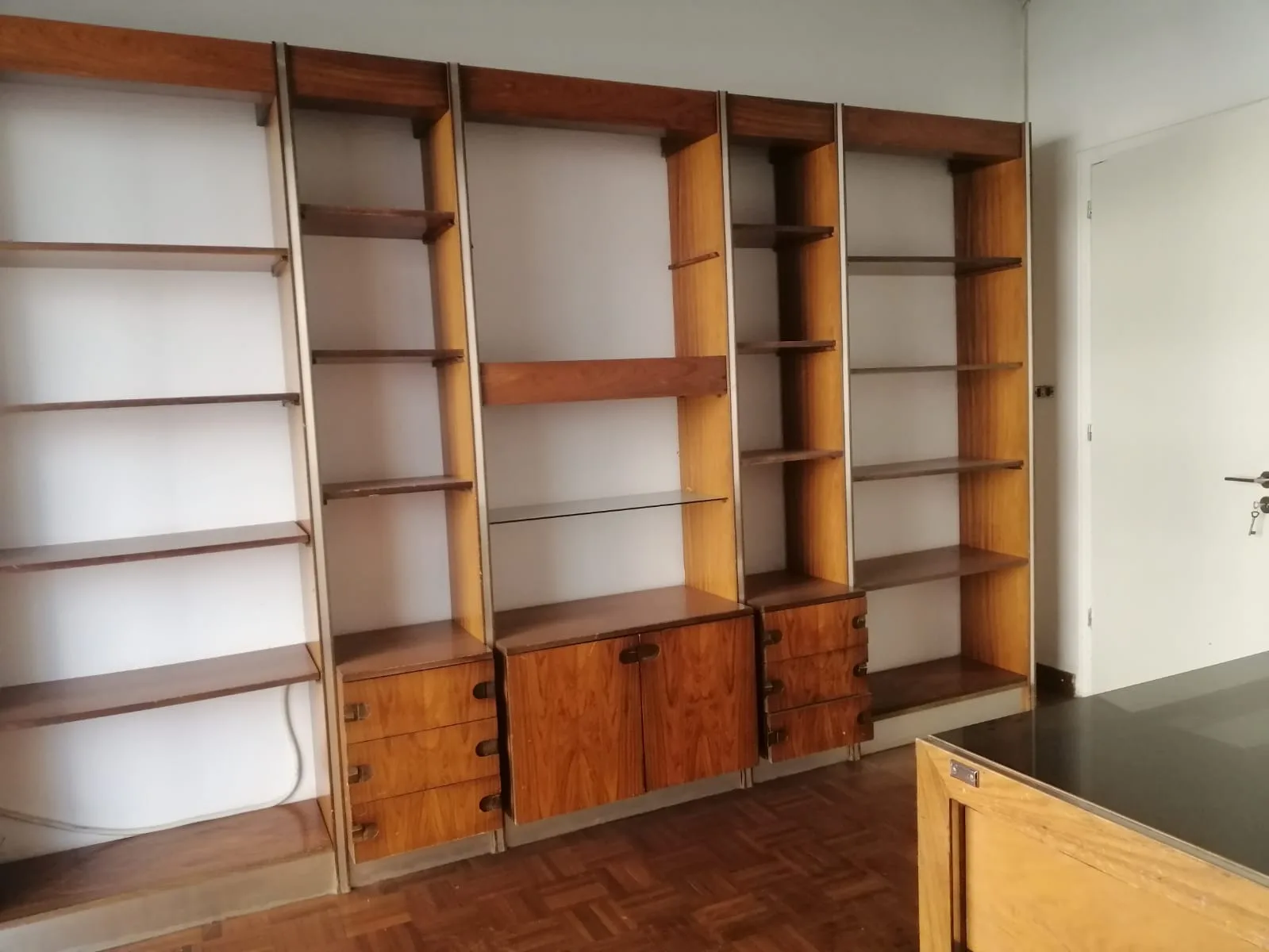 Office for rent in Achrafieh — الصورة 4