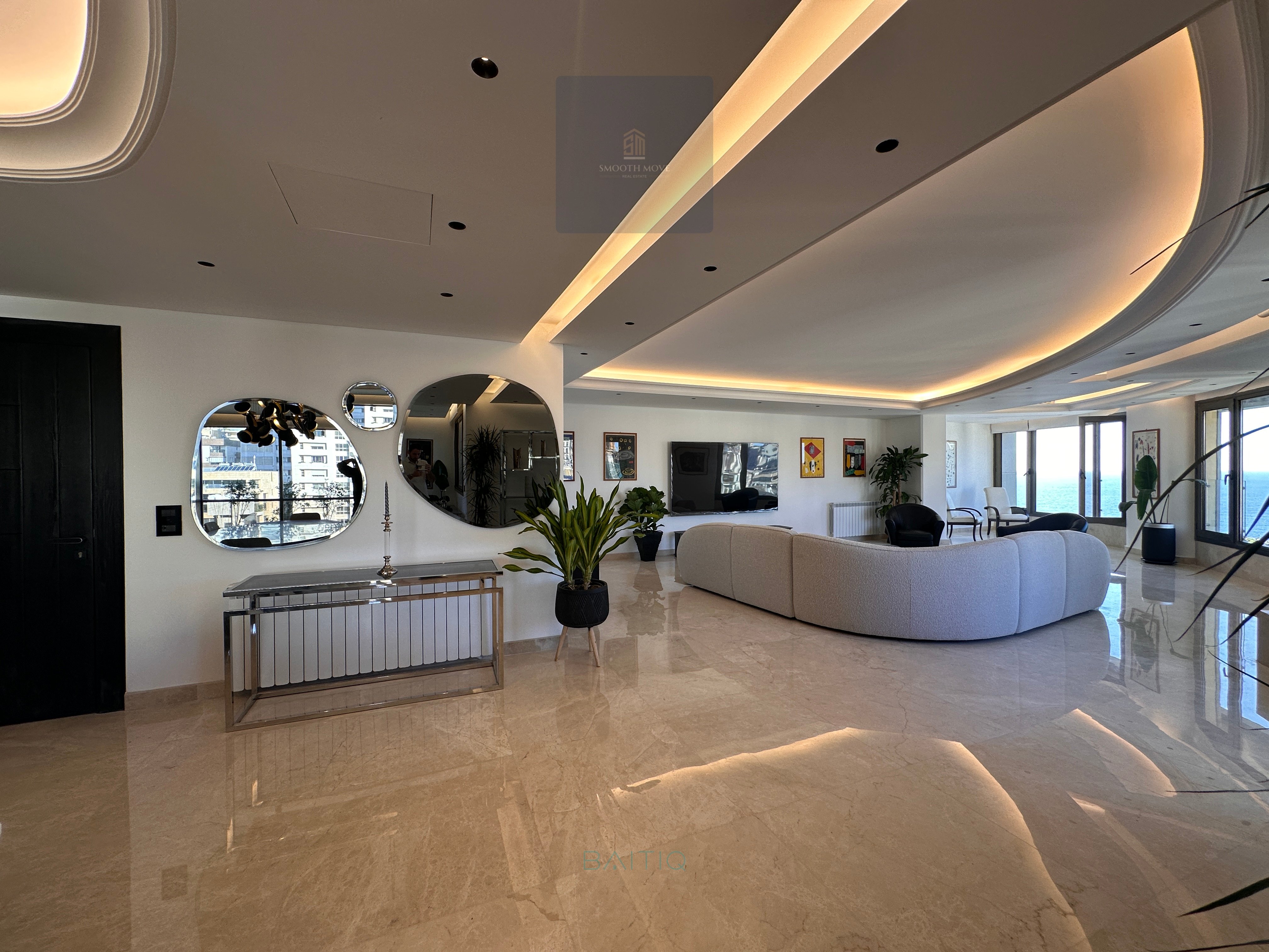 Stunning Furnished Apartment with Seaview for Rent or Sale in Rawche, Beirut — الصورة 14