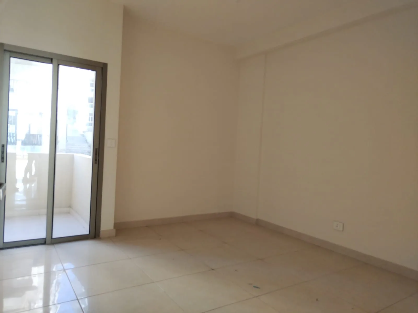Apartment for Rent in Sahel Aalma — الصورة 3