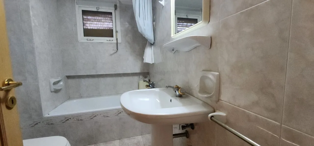 Apartment for Rent in Yarzeh, Lebanon — الصورة 5