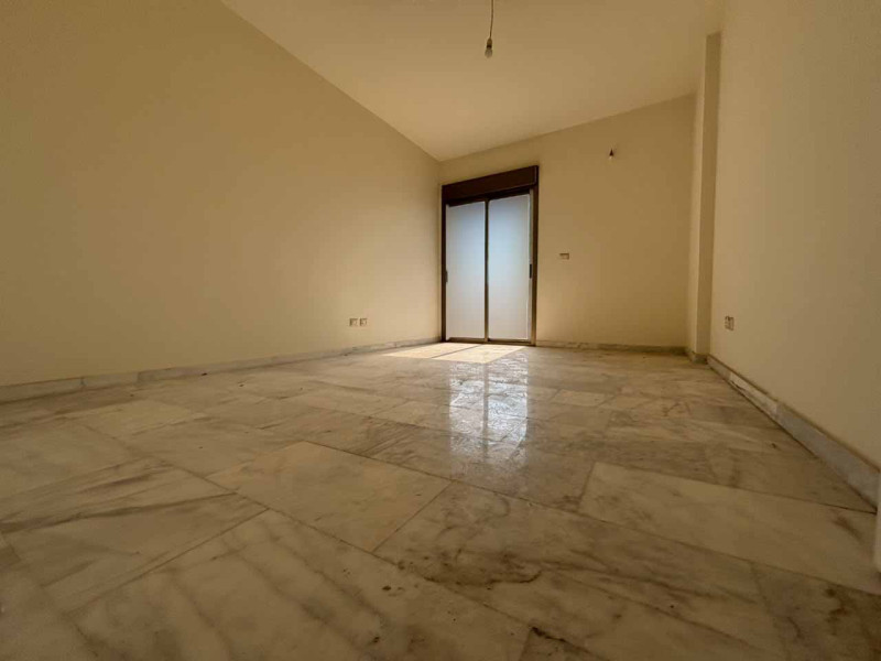 Apartment For Sale In Hamra — photo 5