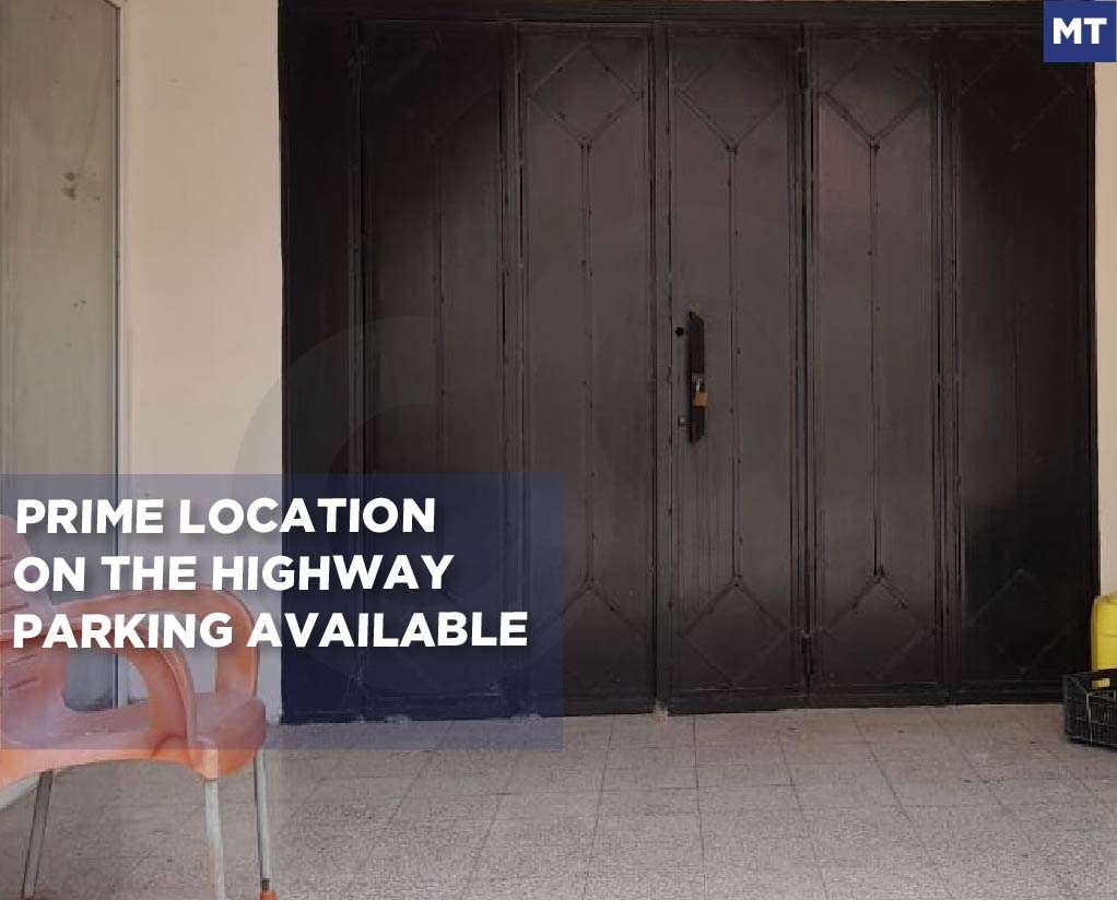 Prime location on the highway Ehden
