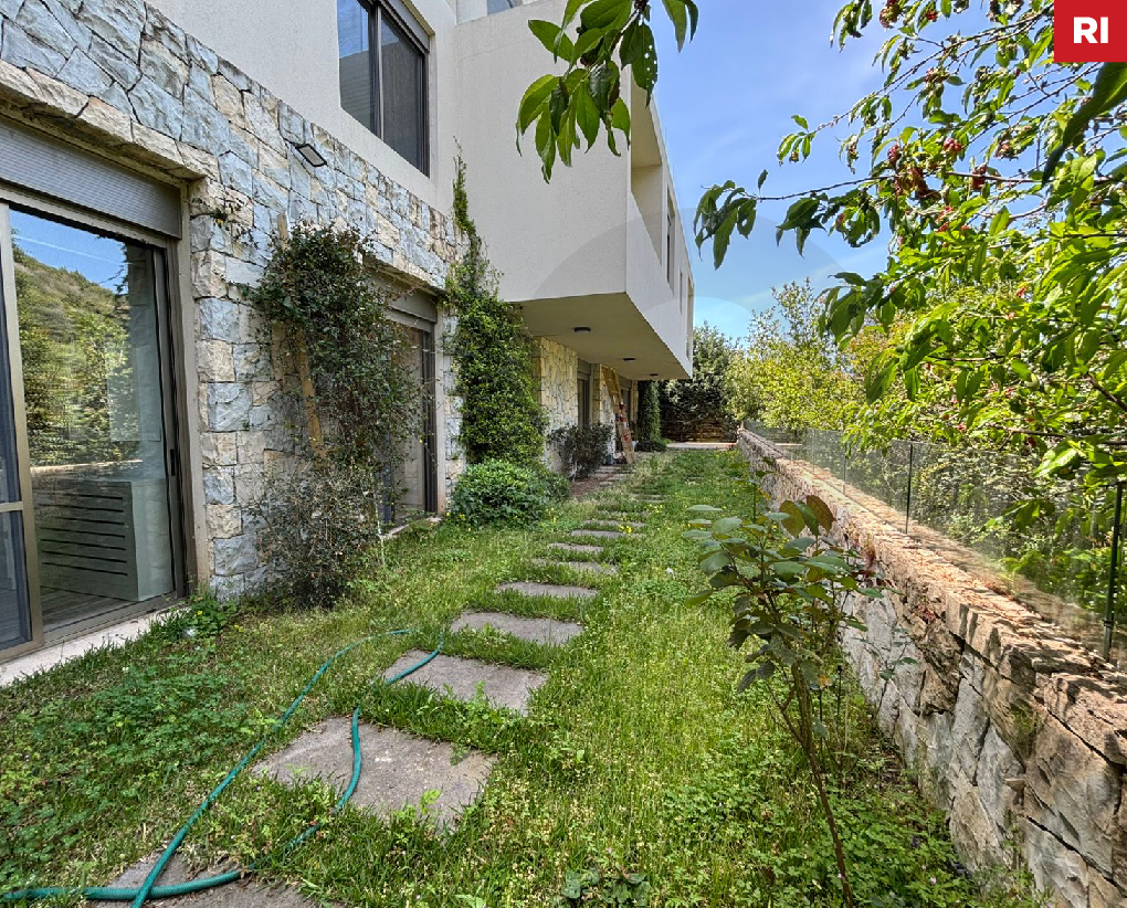 Mountain view, Garden , Batroun, Rawaby — الصورة 1
