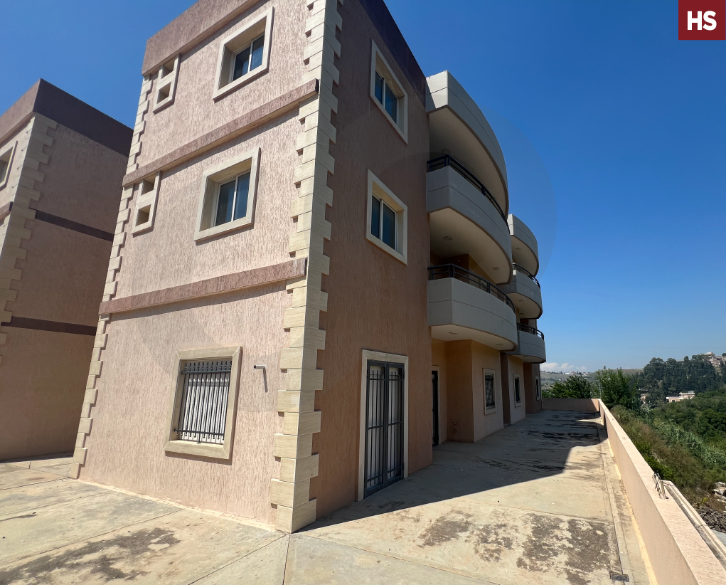 RESIDENTIAL AND COMMERCIAL BUILDING FOR SALE / AADBEL-AKKAR