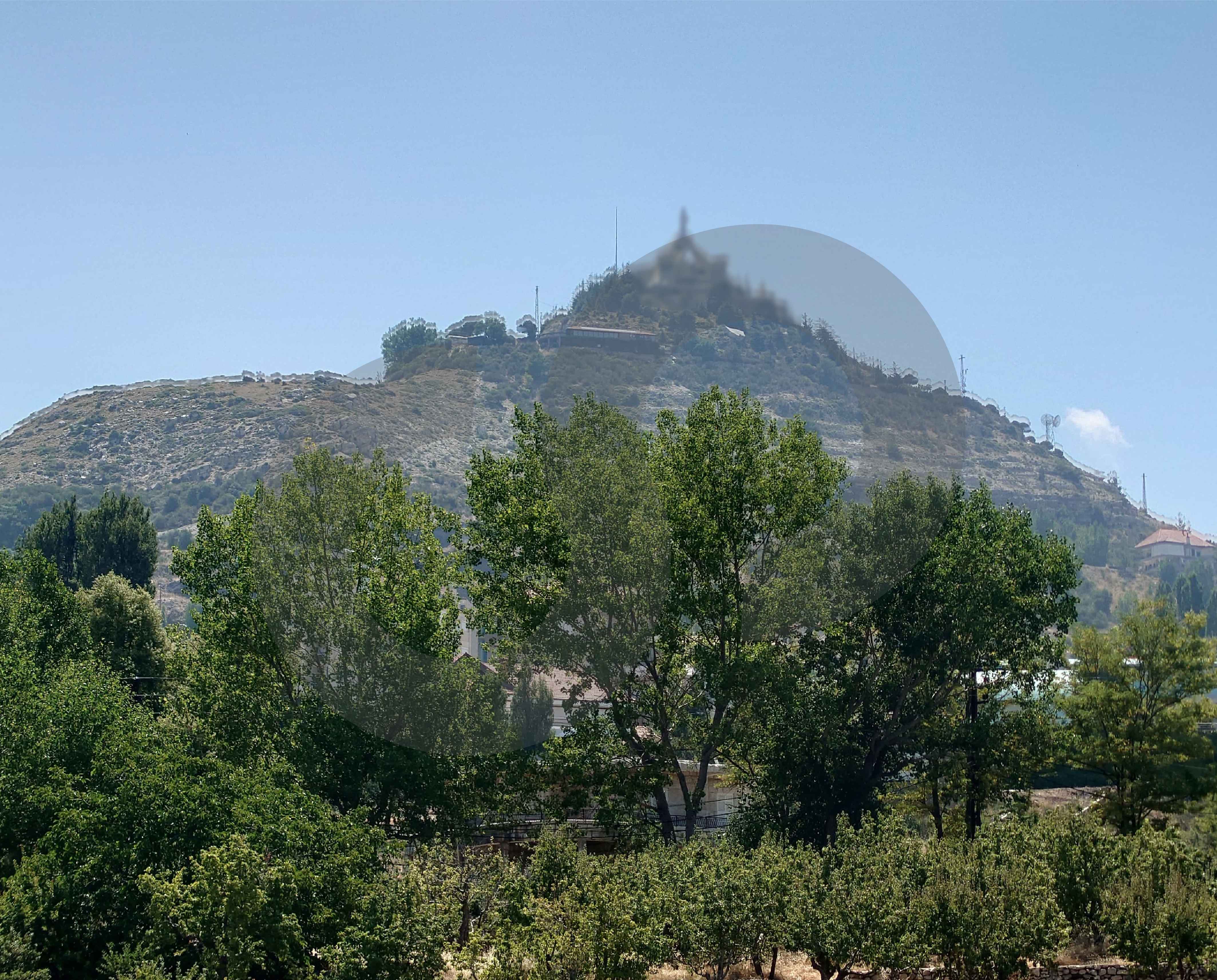 Excellent Value , Bright & Spacious for Sale in Ehden ! — الصورة 2