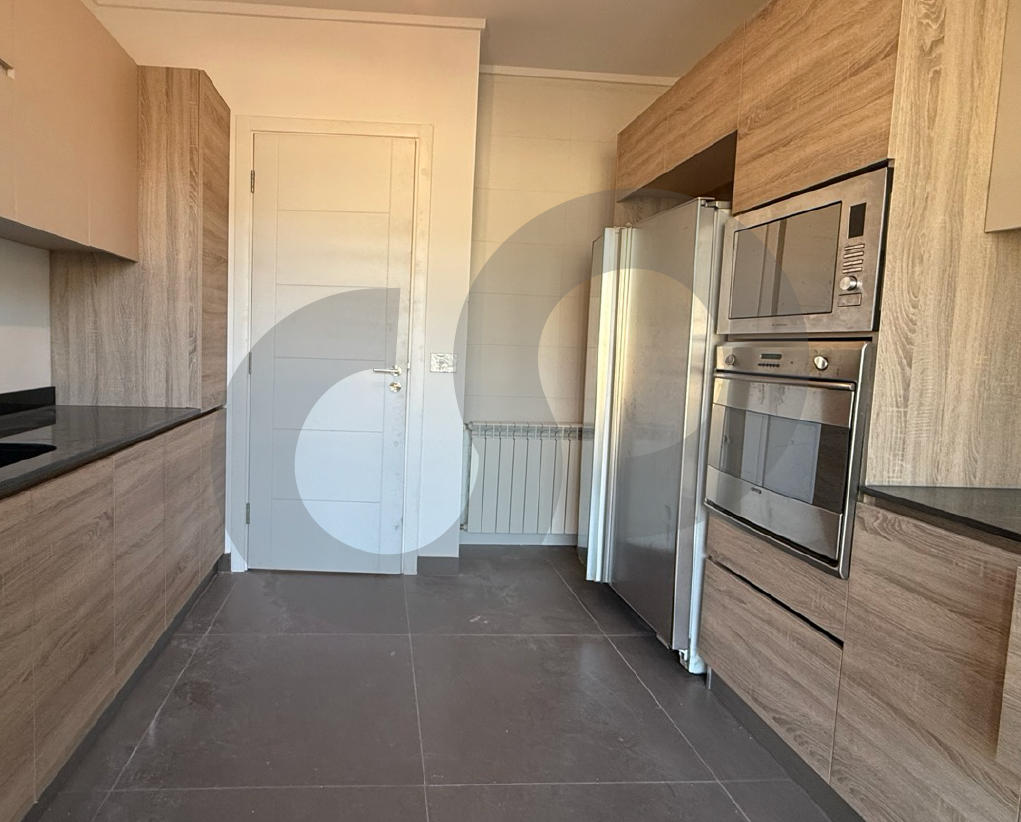 Spacious 175 sqm Apartment in Prime Upper Fanar — الصورة 2