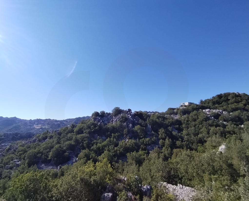 Irani land - 1350 sqm - 30/75 - 450,000$ — الصورة 2