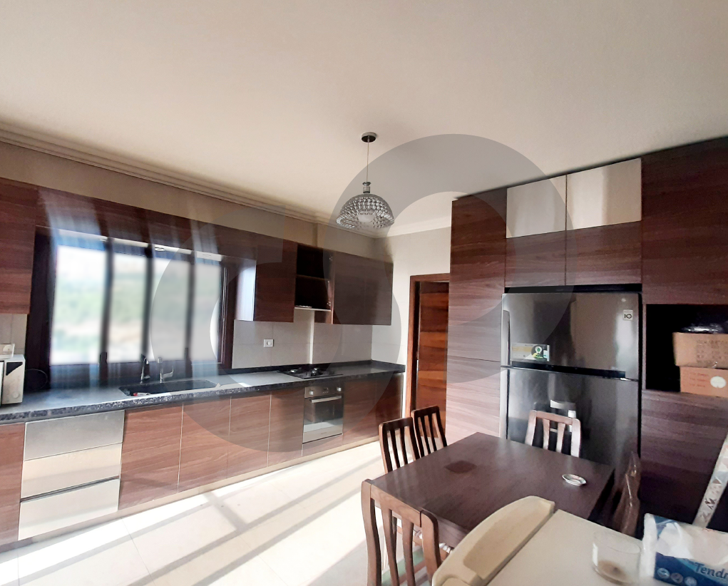Elegant 240 SQM Apartment in a Prime Jbeil Location — photo 3