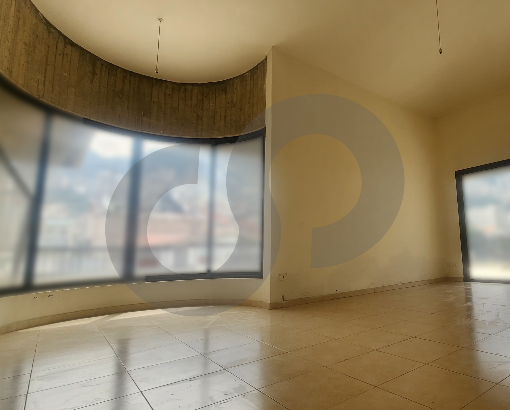 Spacious 520sqm Duplex For Sale in Haret Sakher- jounieh — الصورة 3