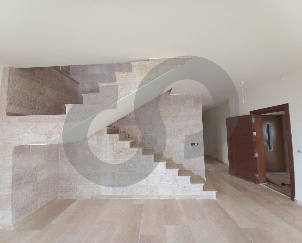 Luxurious Open Sea View Duplex for Sale in Jbeil BLAT — الصورة 3