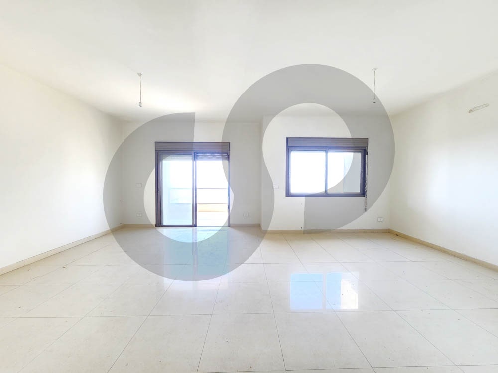 Duplex spanning 400sqm in Sahel Alma, Jounieh — الصورة 2