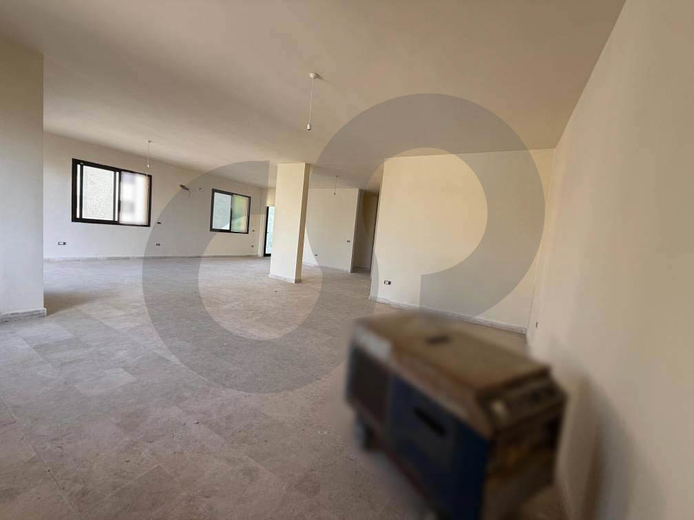 sea view -Artesian well -Prime location- bchamoun — الصورة 2