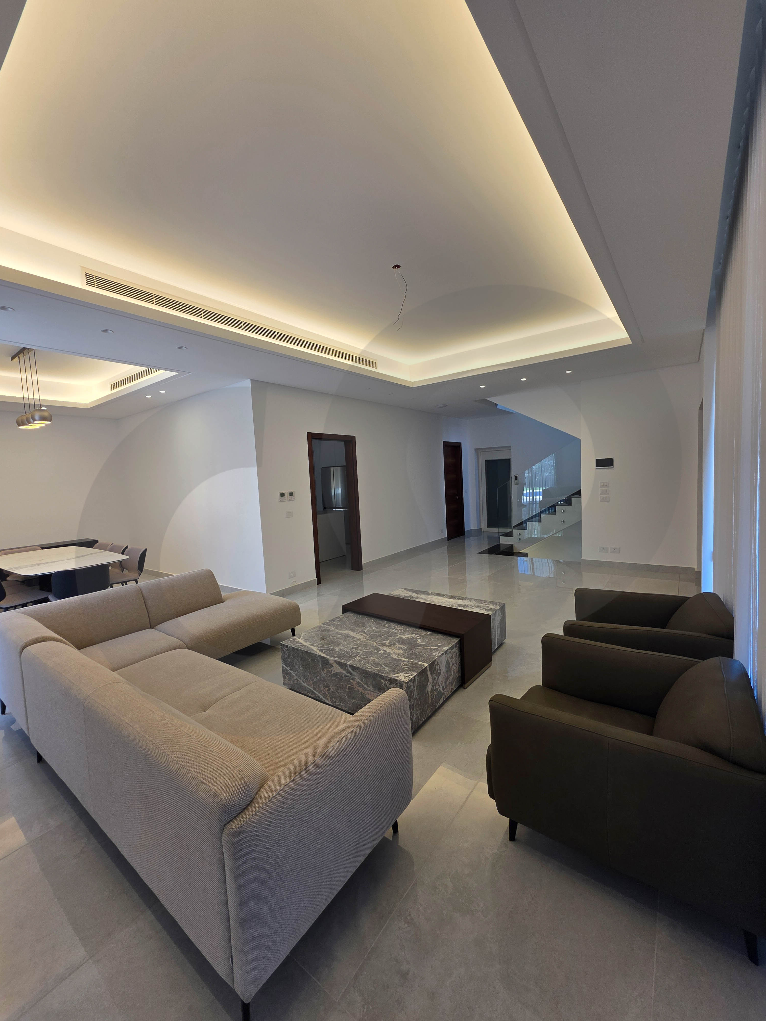 Brand new Luxurious Villa/High-End Finishing/Ready to move in/MEDYAR-CHOUF — الصورة 3
