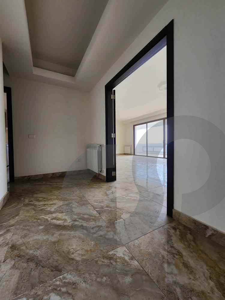 Duplex in a very quiet street- cornet chahwan — الصورة 2
