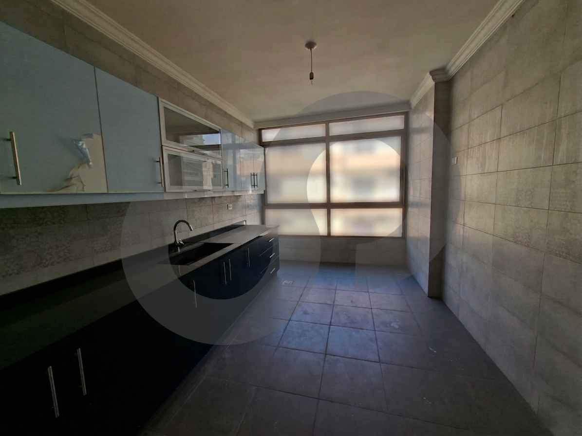 Barbour, Beirut /Private parking/New Building — الصورة 2