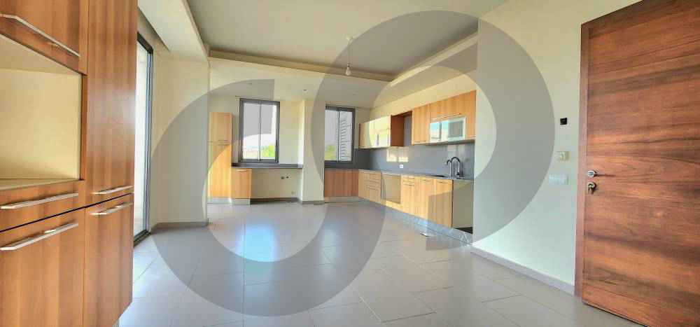 Huge terrace/heating system/Elevator/Ac/Rabieh — الصورة 2