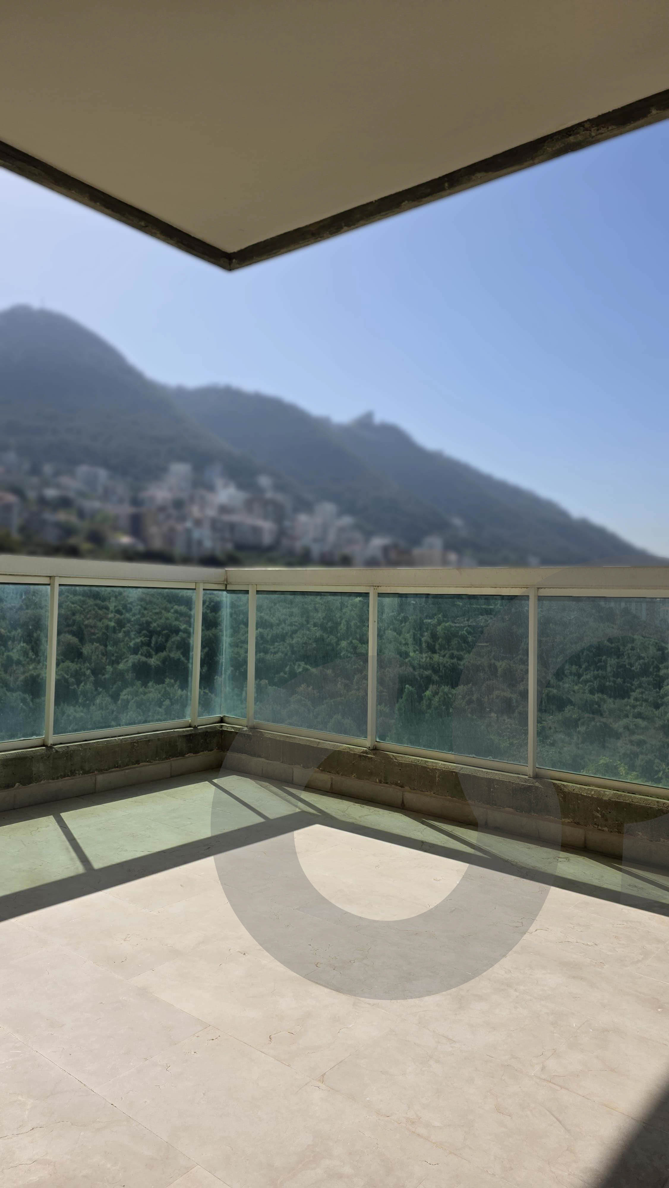 Elegant 265 sqm fully-furnished apartment in Sahel Alma — الصورة 3