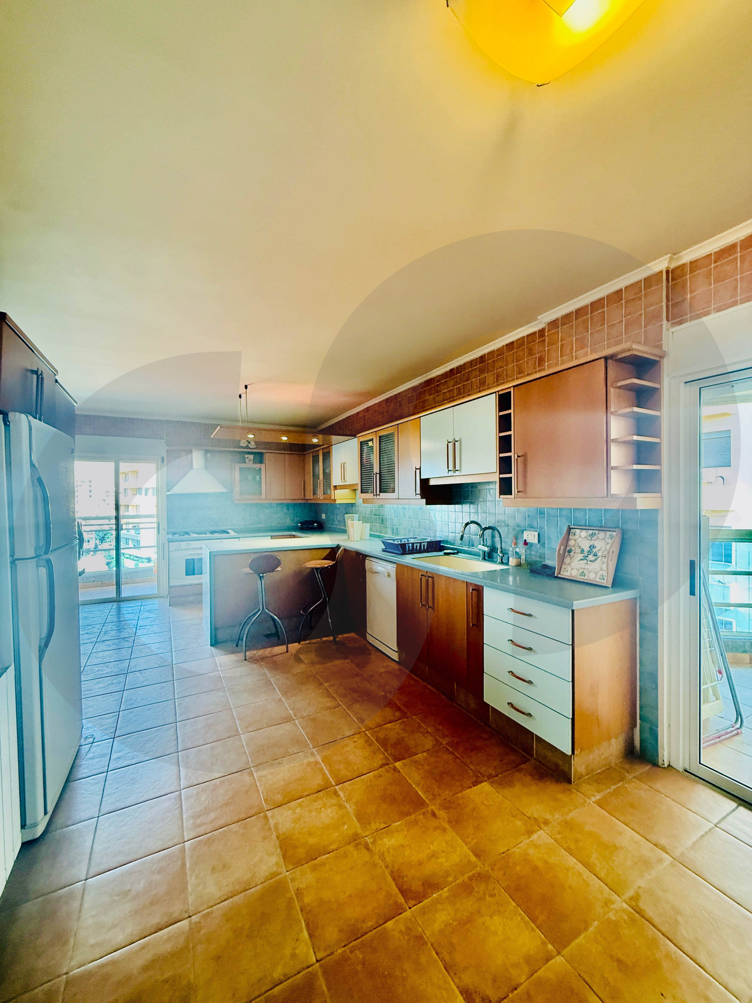Stunning 350sqm Duplex in Sahel Alma-Panoramic Sea Views — الصورة 3