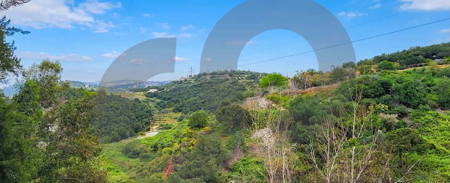 Quiet location with a beautiful view/Awkar, Metn — الصورة 2