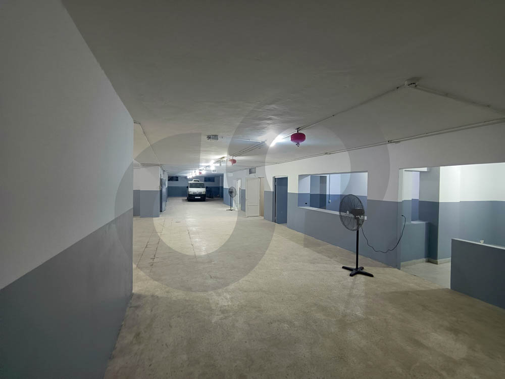HOT RENTAL DEAL | 1,800sqm Warehouse in Jnah-BEIRUT | Prime Commercial Location — الصورة 3