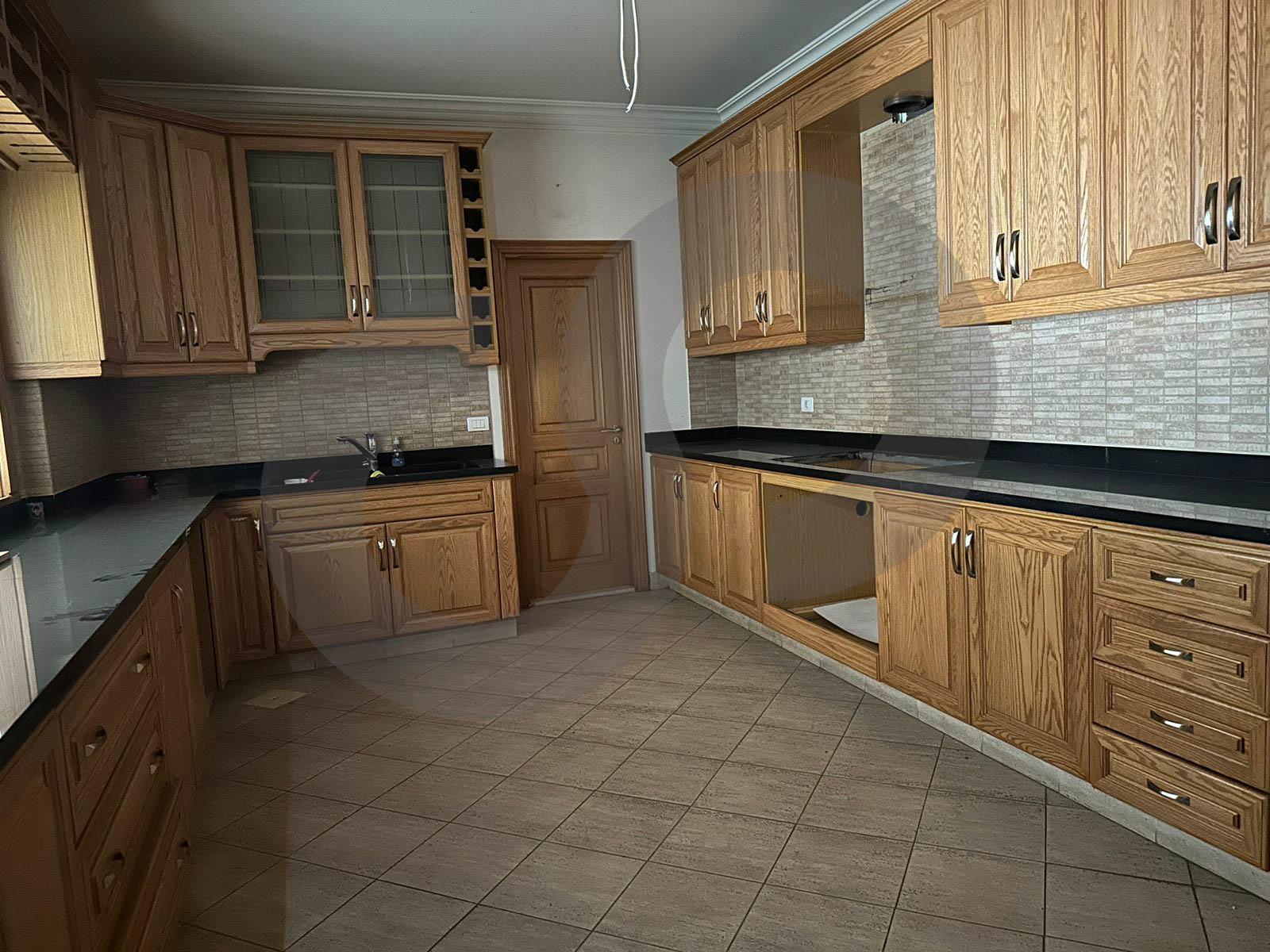 Brand new apartment in Yarzeh, Baabda — الصورة 2