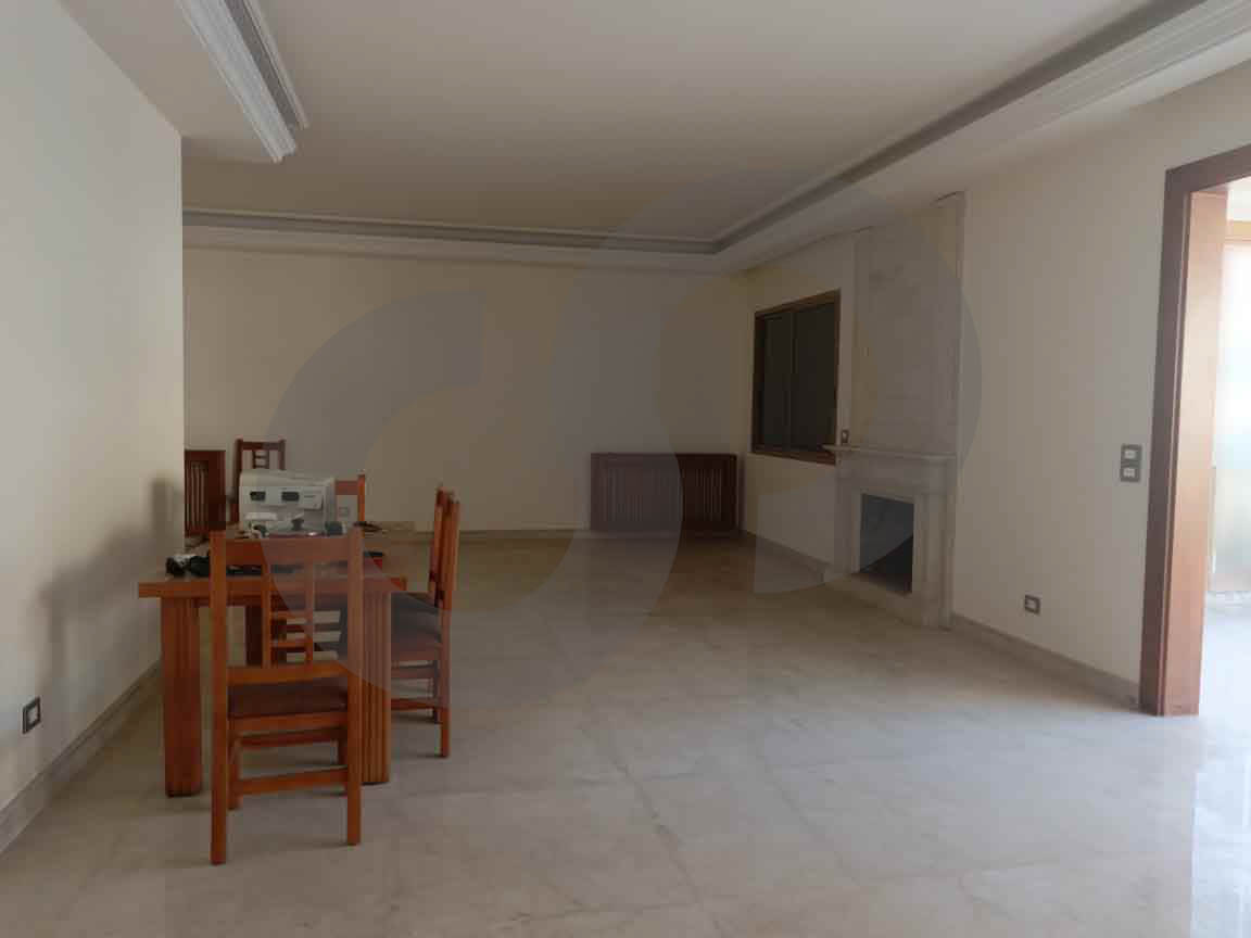 Catchy deal Under market price - baabda Town — الصورة 2