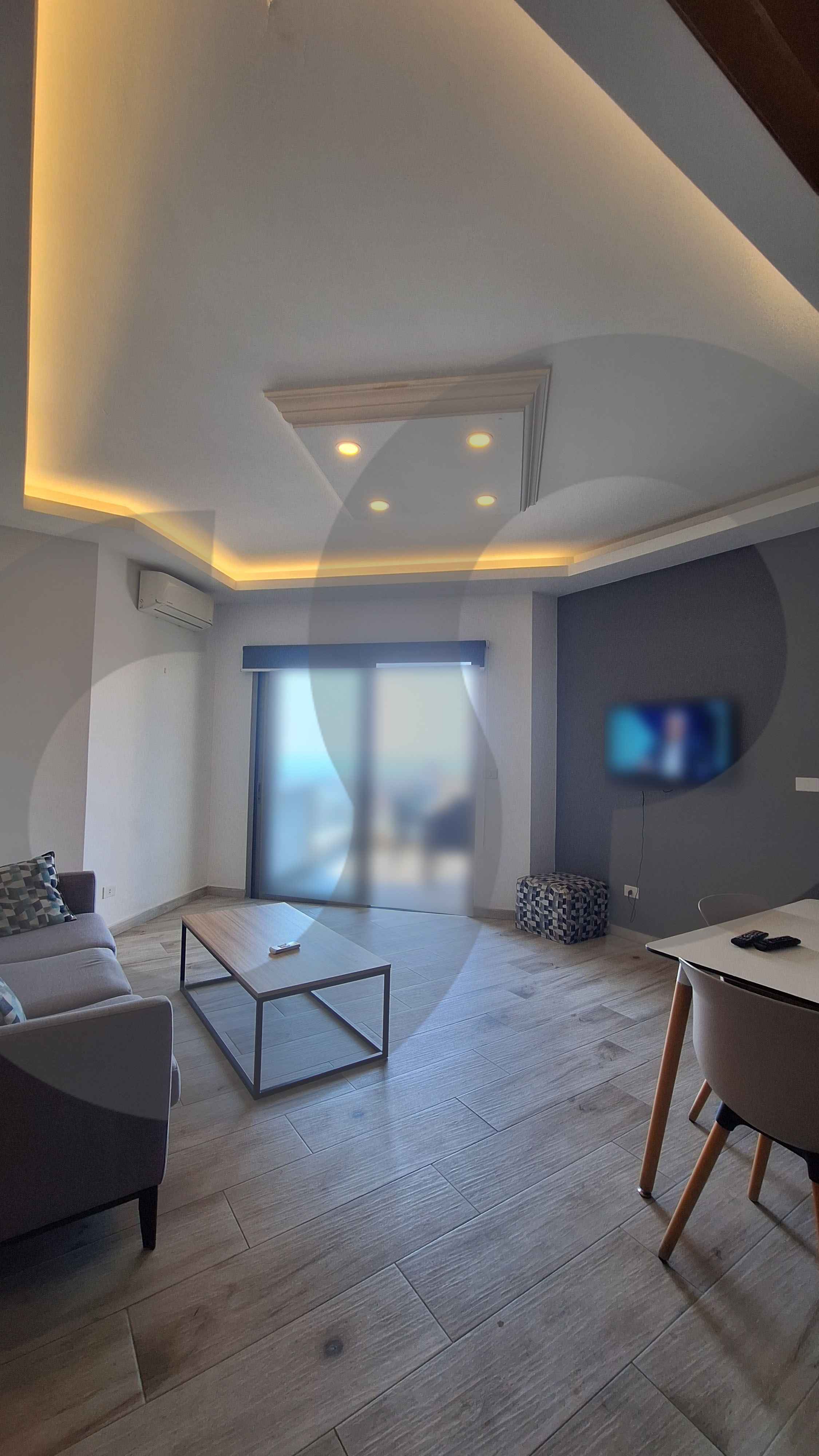 Quiet neighborhood just 2 minutes from the highway/jbeil — photo 2