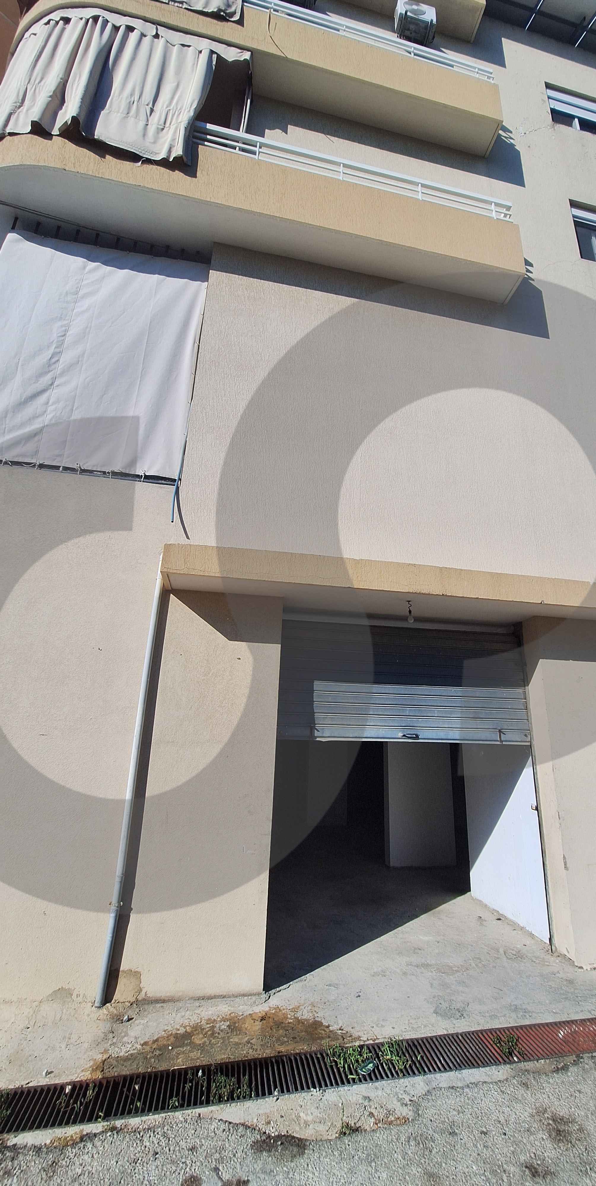 RENTAL/WAREHOUSE/main road/Ceiling heigh/blat,jbeil — الصورة 2
