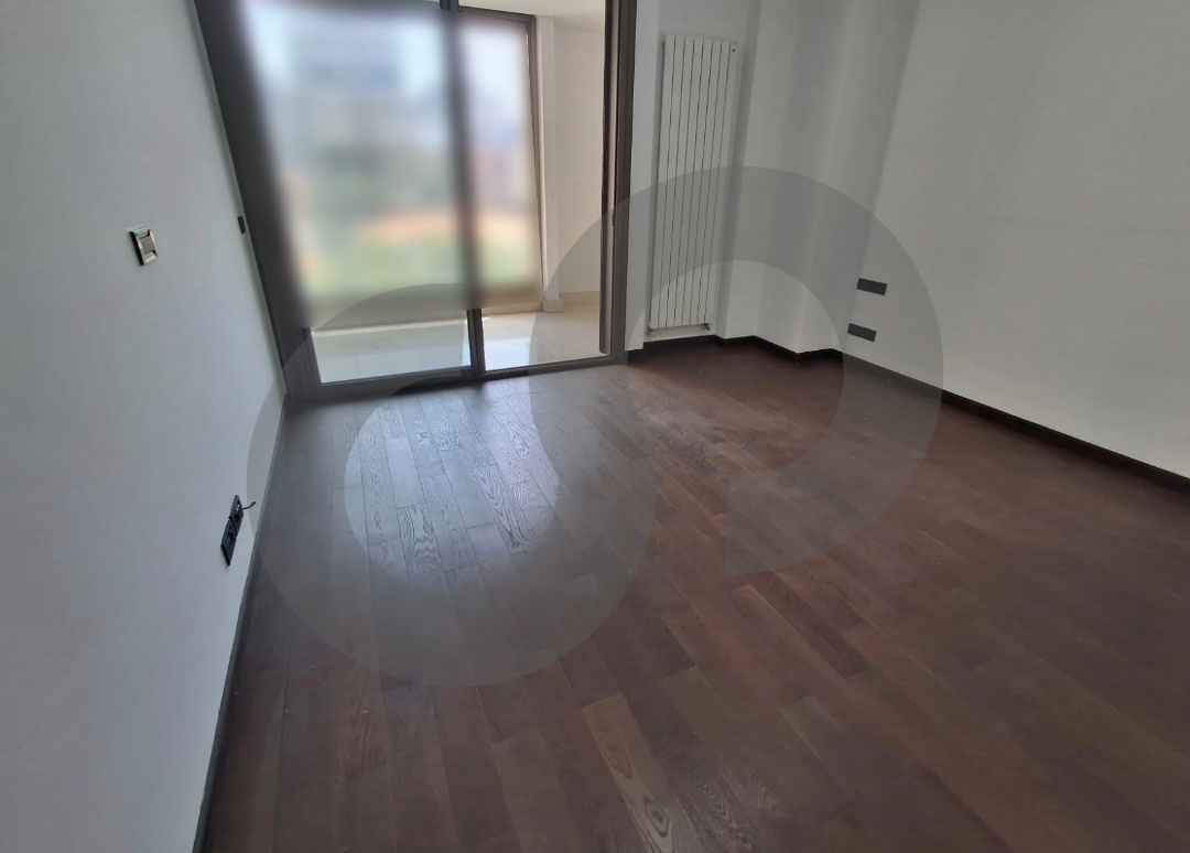 Calm area / easy access/well maintained building/SAIFI ,BEIRUT — الصورة 3