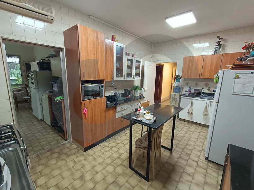 400 sqm apartment for sale in Tallet El Khayat — الصورة 3