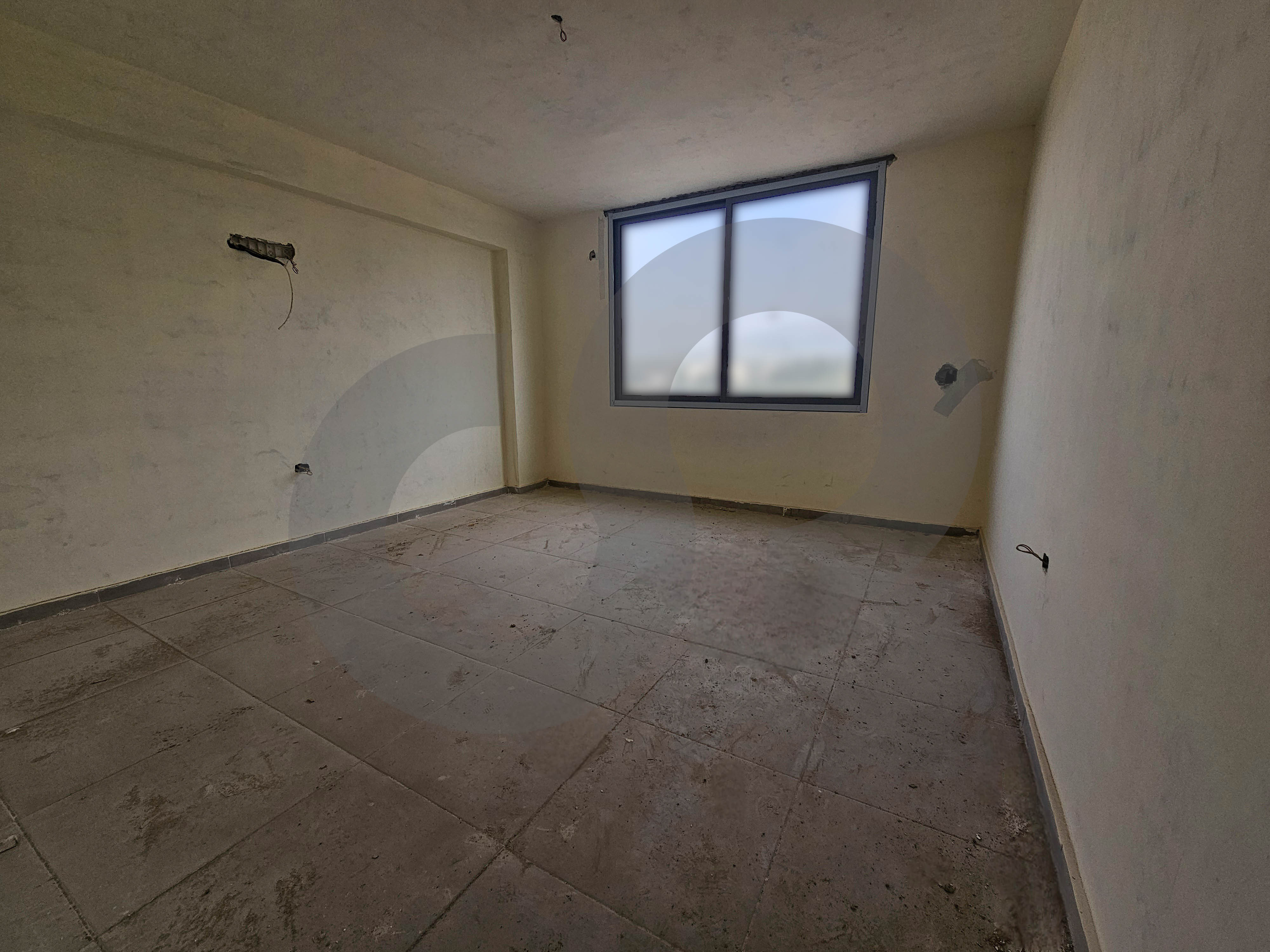 spacious office, commercial area, zgharta — الصورة 3