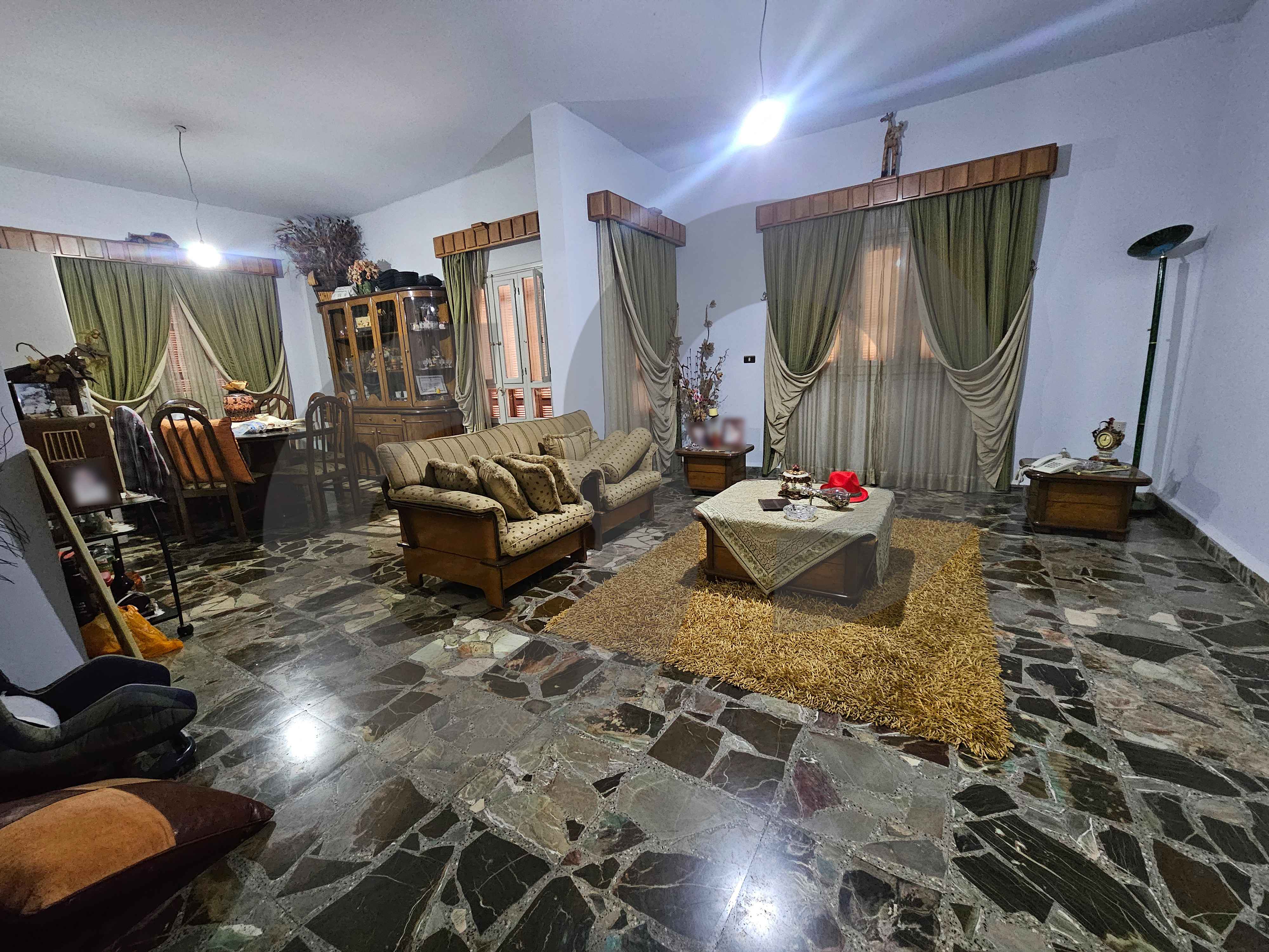 Building is now available for sale in Btouratij — الصورة 2