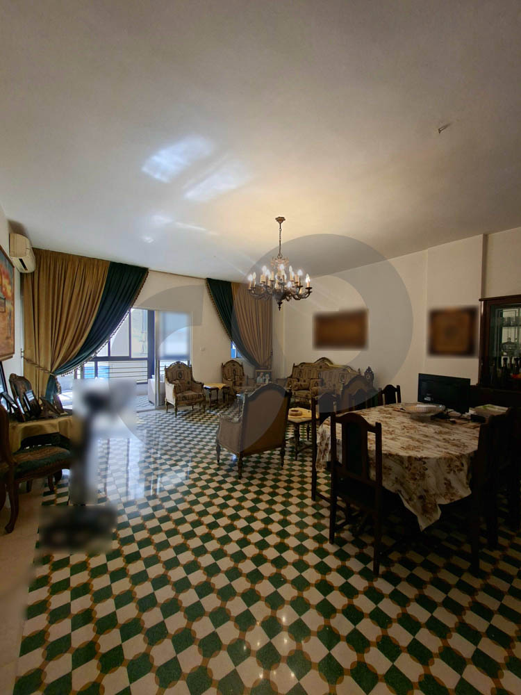 Beirut – Hamra / Ras Beirut | Spacious Apartment | Well-Maintained Old Building — الصورة 2