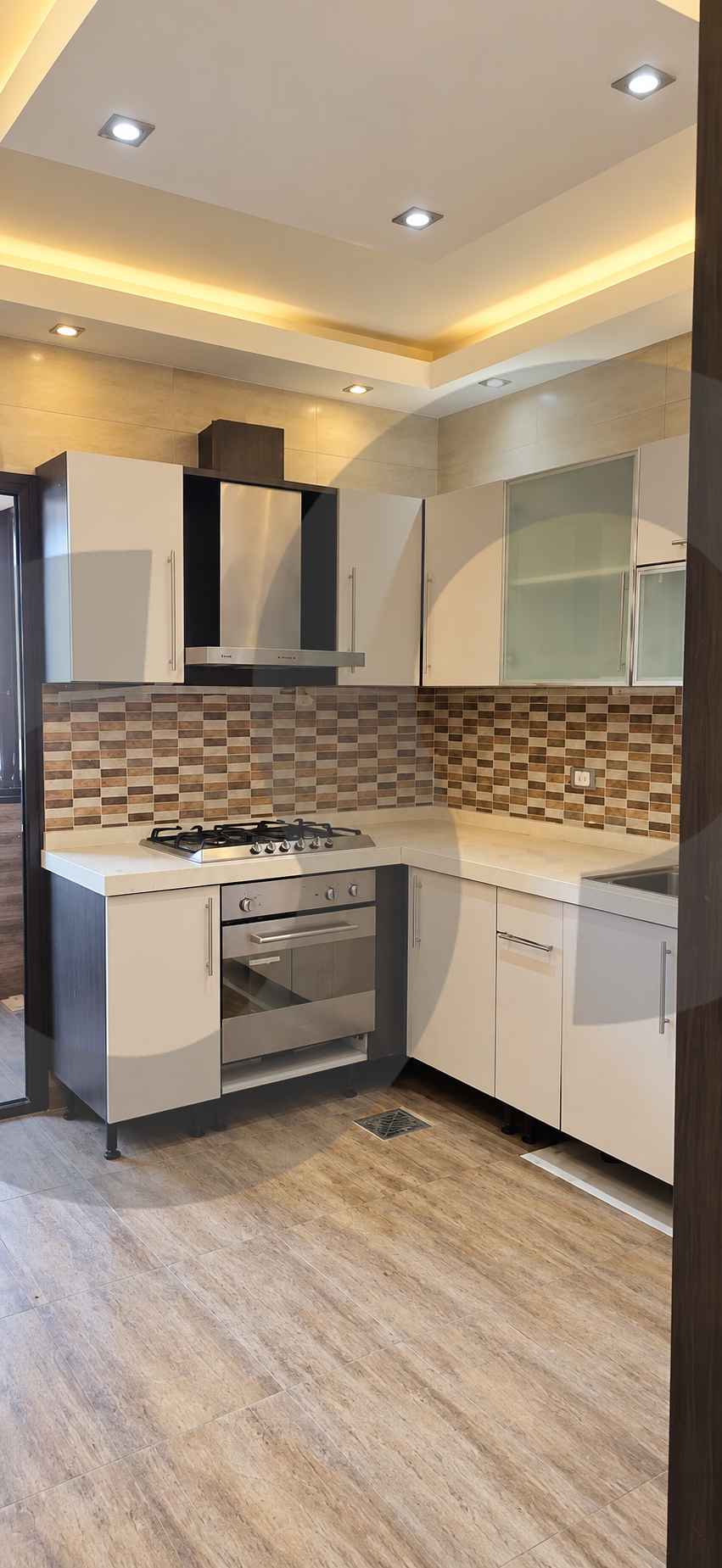 FULLY DECORATED/ spacious and practical layout/SALIM SLAM,BEIRUT — الصورة 3