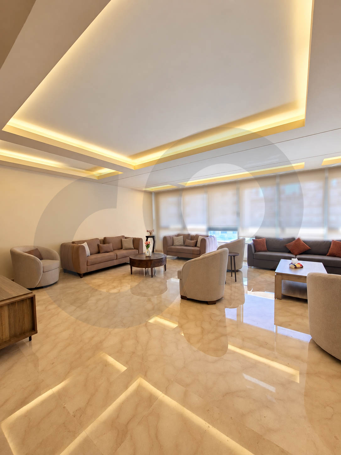 New Building/Fully Decorated/MAR ELIAS-BEIRUT — الصورة 2