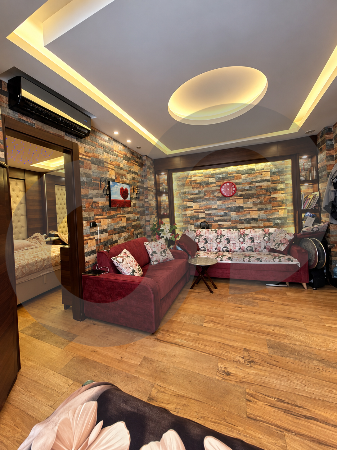 Fully furnished and fully renovated/Ras Beirut – Caracas /DEAL FOR INVESTORS — الصورة 3