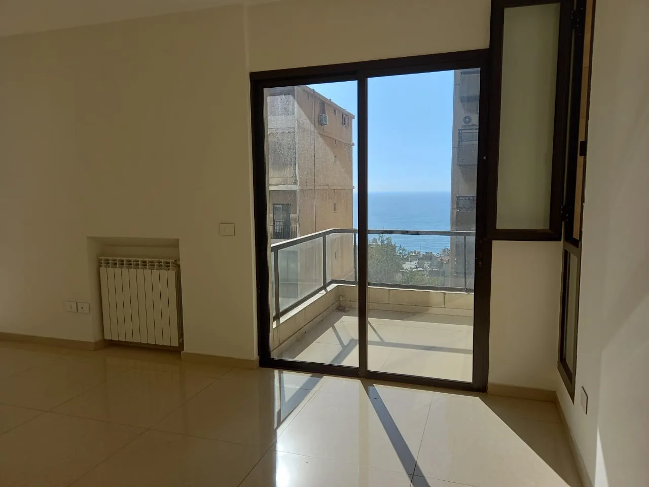 Apartment for Sale in Haret Sakher, Lebanon — الصورة 9