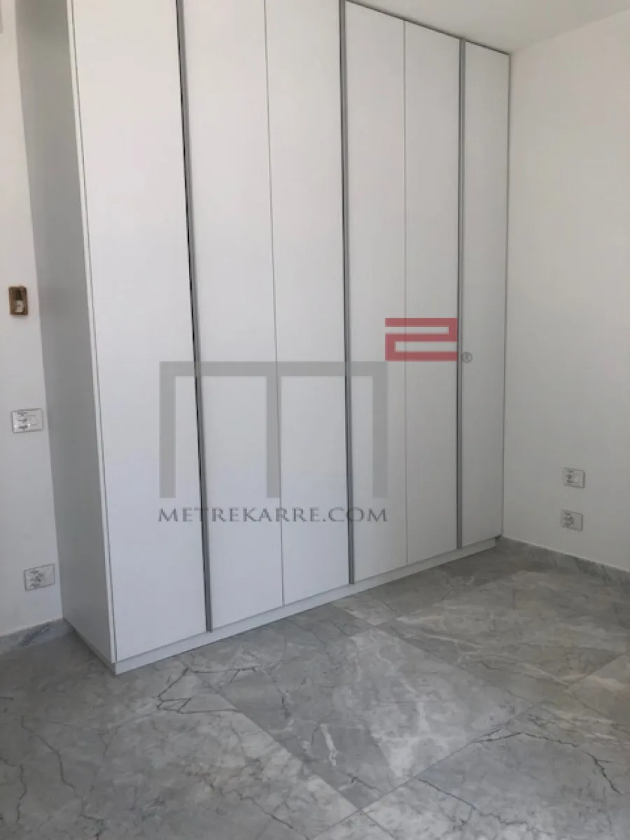 Apartment for Sale in Ras Beirut — الصورة 2