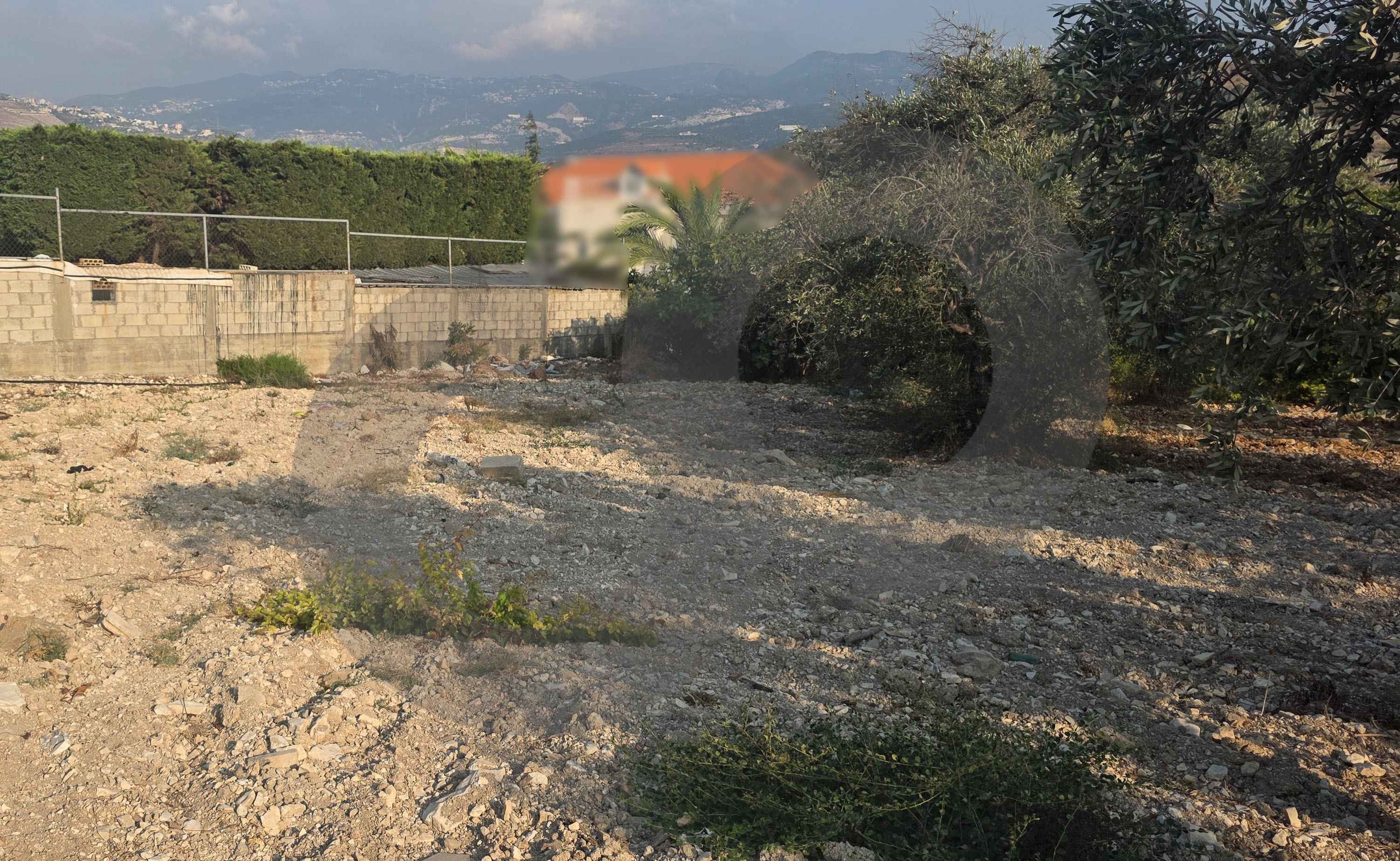 30/75 ZONING LAND/prime investment opportunity in Amioun, Koura — الصورة 2