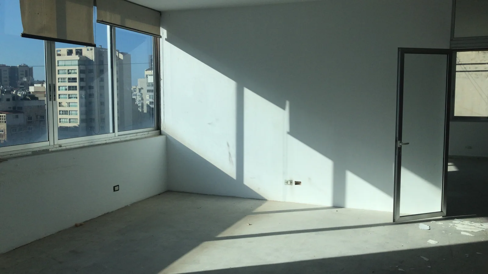 Office for Sale in Verdun