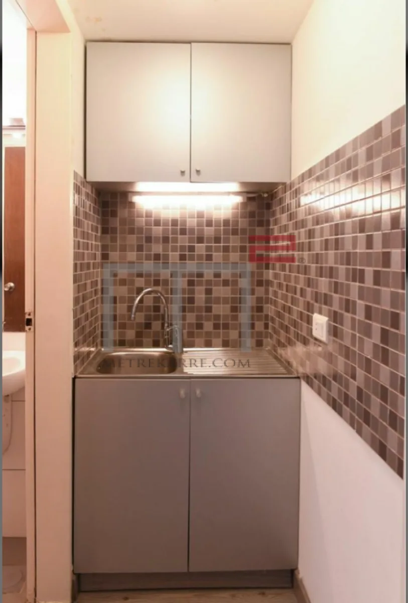 Office for Rent in Gemmayze — الصورة 3