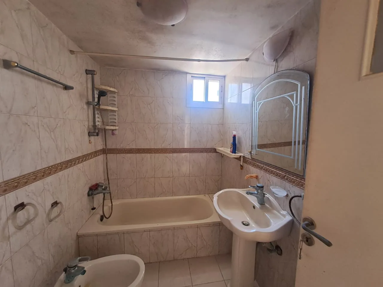 Apartment for Sale in Hamra, Ras Beirut — الصورة 6