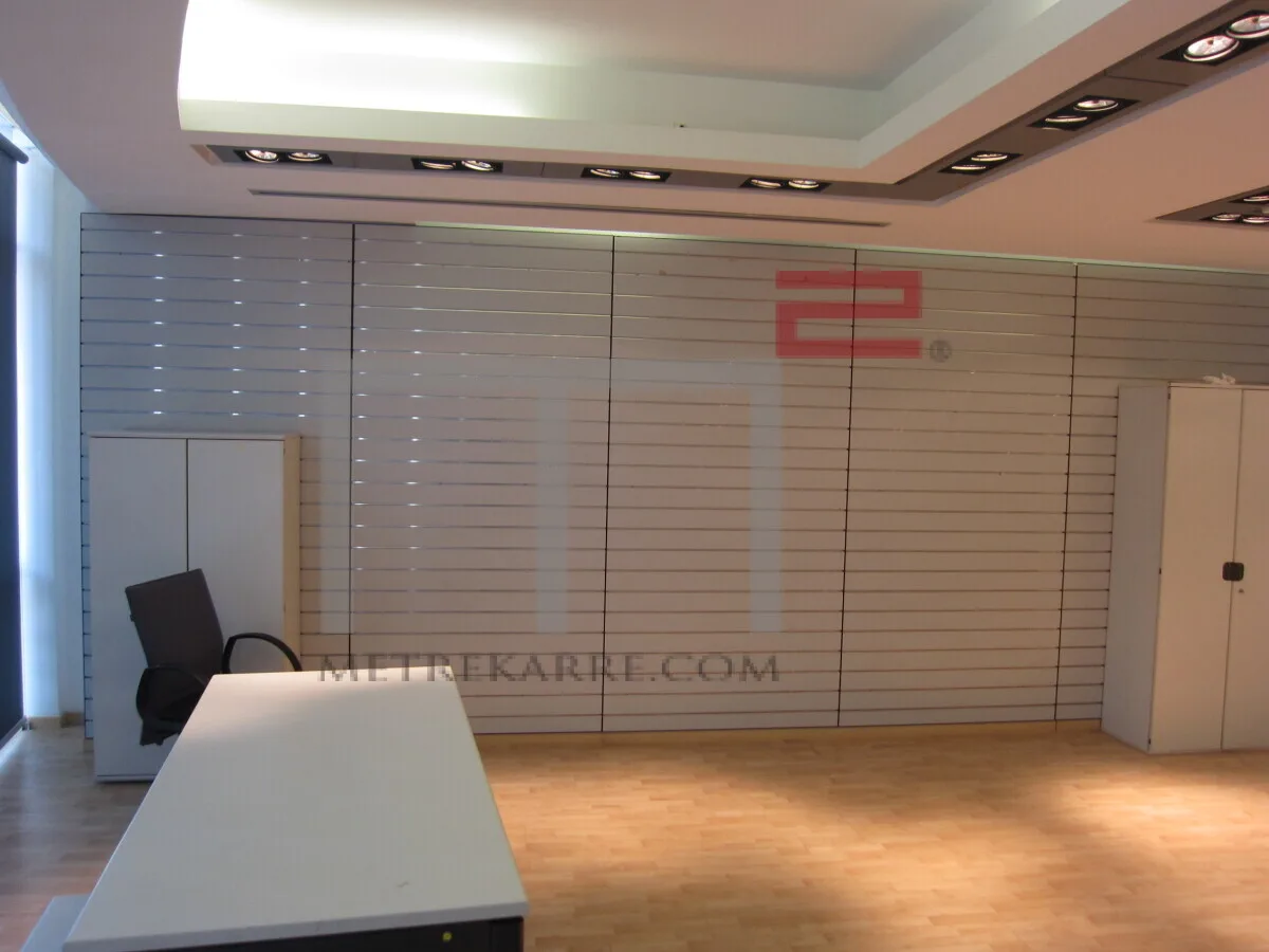 Office for Rent in Achrafieh — الصورة 2