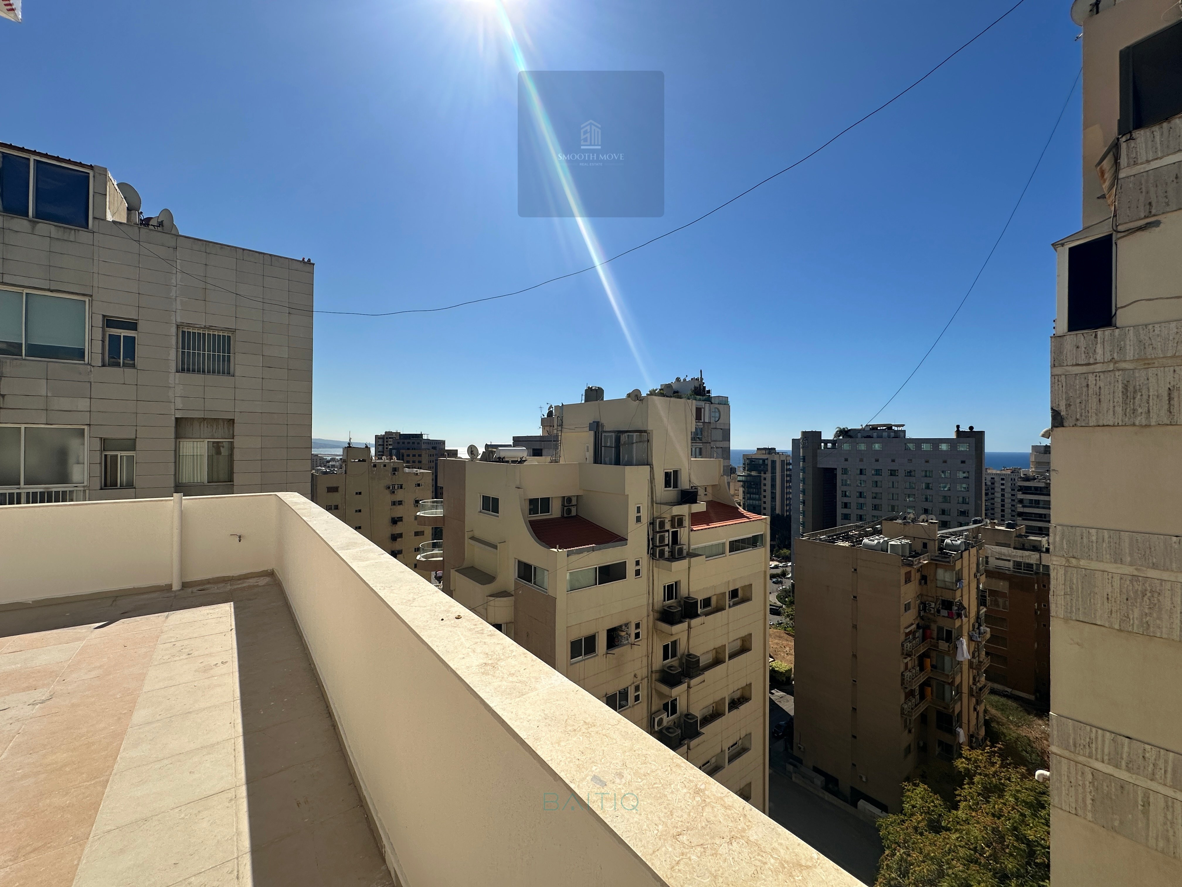Seaview Apartment With Terrace for Rent in Tallet al Khayat, Beirut — الصورة 12